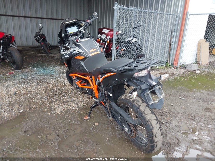 2019 Ktm VIN VBKV59406KM905391 IAAI salvage auction — REAR END, Original (Texas), sold $975 on 2026-07-21 (photo 3)