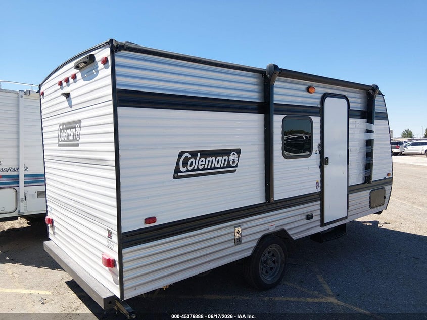 2025 Keystone Rv Other VIN 4YDTCMG19SH932337 IAAI salvage auction — ALL OVER, Salvage (Idaho), sold $3,050 on 2026-09-15 (photo 4)