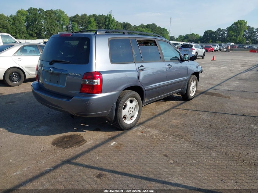2004 Toyota Highlander VIN JTEGD21A440090955 IAAI salvage auction — NORMAL WEAR, Clear (Georgia), sold $650 on 2026-07-15 (photo 4)