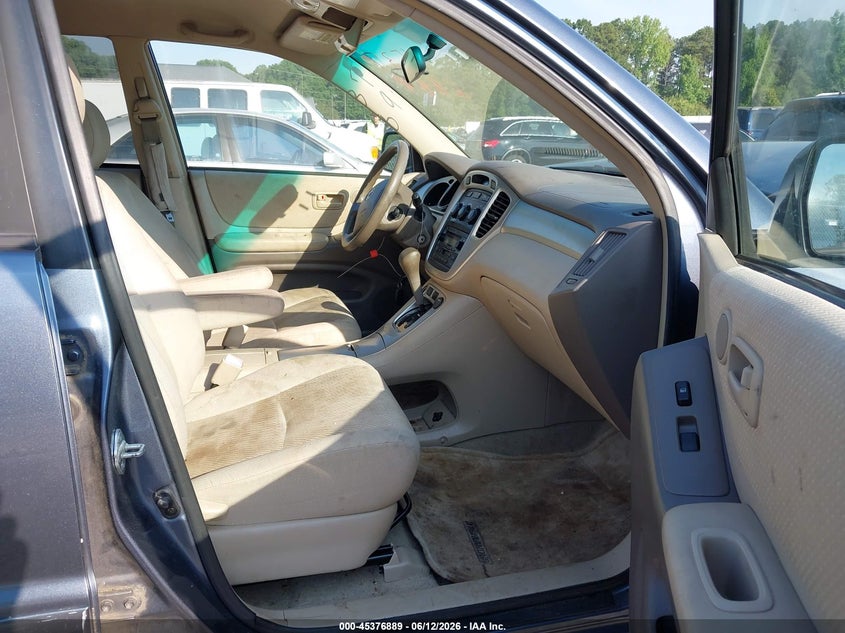 2004 Toyota Highlander VIN JTEGD21A440090955 IAAI salvage auction — NORMAL WEAR, Clear (Georgia), sold $650 on 2026-07-15 (photo 5)