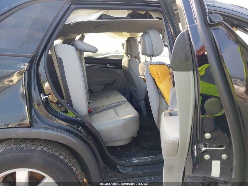 2012 Kia Sorento VIN 5XYKT4A21CG286978 IAAI salvage auction — ROLLOVER, Non-Repairable (Texas), sold $275 on 2026-07-23 (photo 8)