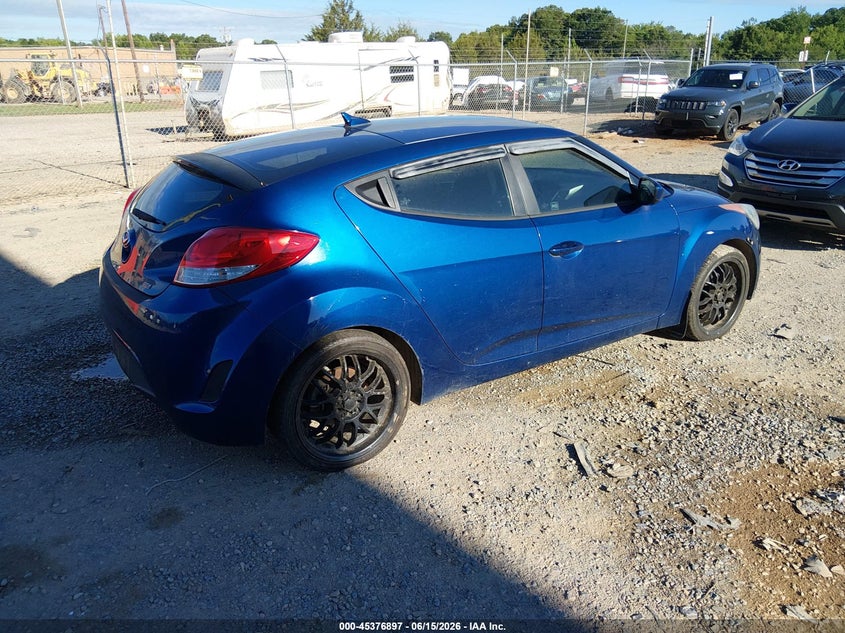 2017 Hyundai Veloster VIN KMHTC6AD8HU309482 IAAI salvage auction — FRONT END, Salvage (Idaho), sold $600 on 2026-07-06 (photo 4)