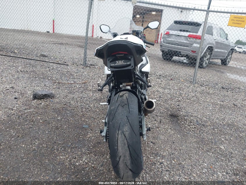 2025 BMW S 1000 VIN WB10P2309S6L61047 IAAI salvage auction — RIGHT SIDE, Salvage (Illinois), sold $11,400 on 2026-07-21 (photo 6)