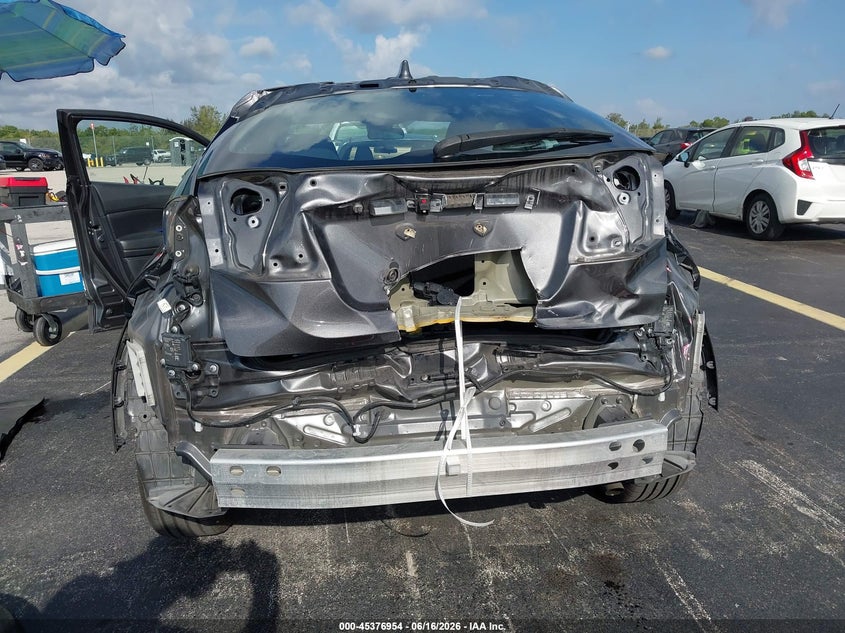 2021 Toyota C-hr VIN NMTKHMBX5MR123281 IAAI salvage auction — REAR END, Salvage Title, sold $5,600 on 2026-07-30 (photo 6)