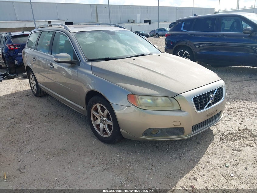 2008 Volvo V70 VIN YV1BW982381013228 — IAAI salvage auction photo