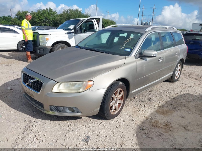 2008 Volvo V70 VIN YV1BW982381013228 IAAI salvage auction — NORMAL WEAR, Original (Texas), sold $350 on 2026-07-09 (photo 2)