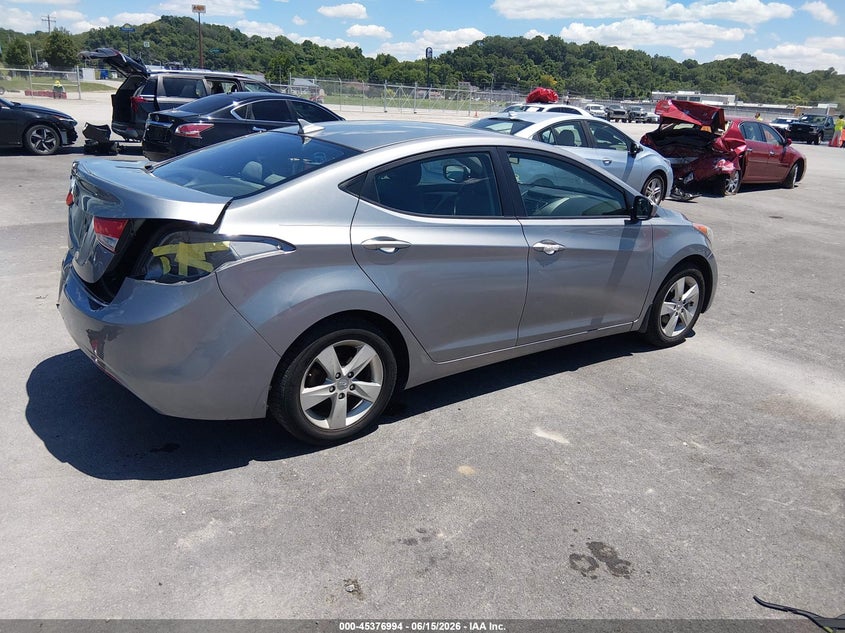 2013 Hyundai Elantra VIN KMHDH4AEXDU942093 IAAI salvage auction — REAR END, Salvage (Illinois), sold $650 on 2026-07-14 (photo 4)
