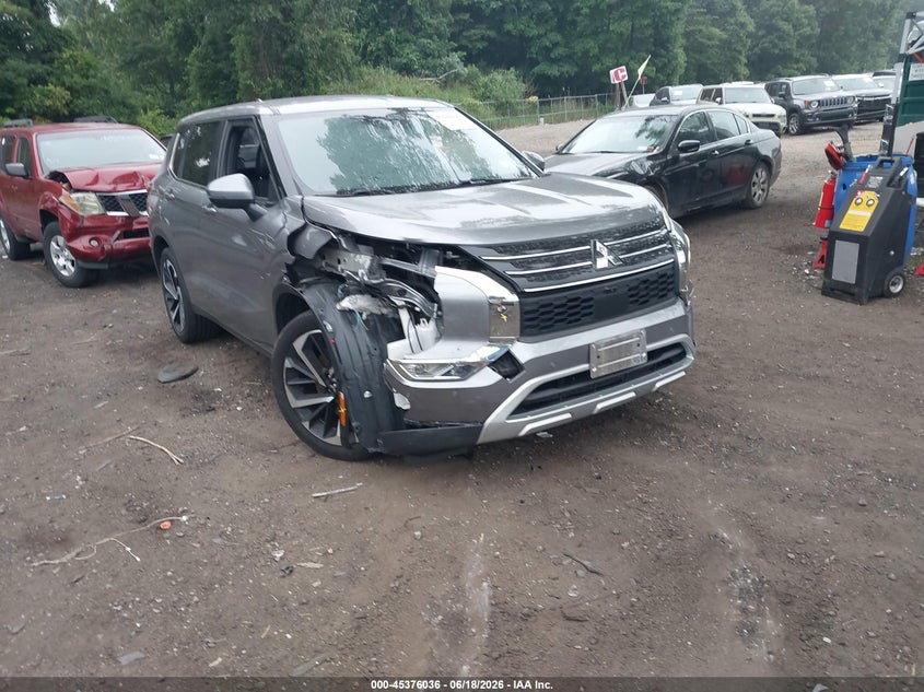 2022 Mitsubishi Outlander VIN JA4J3UA80NZ009804 IAAI salvage auction — RIGHT FRONT, Salvage Title, sold $3,600 on 2026-07-21 (photo 1)