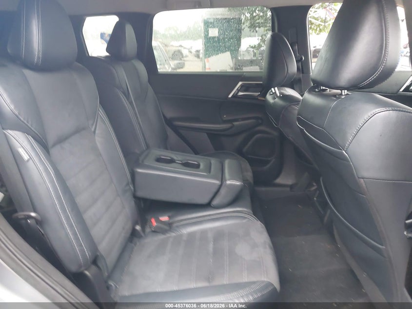 2022 Mitsubishi Outlander VIN JA4J3UA80NZ009804 IAAI salvage auction — RIGHT FRONT, Salvage Title, sold $3,600 on 2026-07-21 (photo 8)
