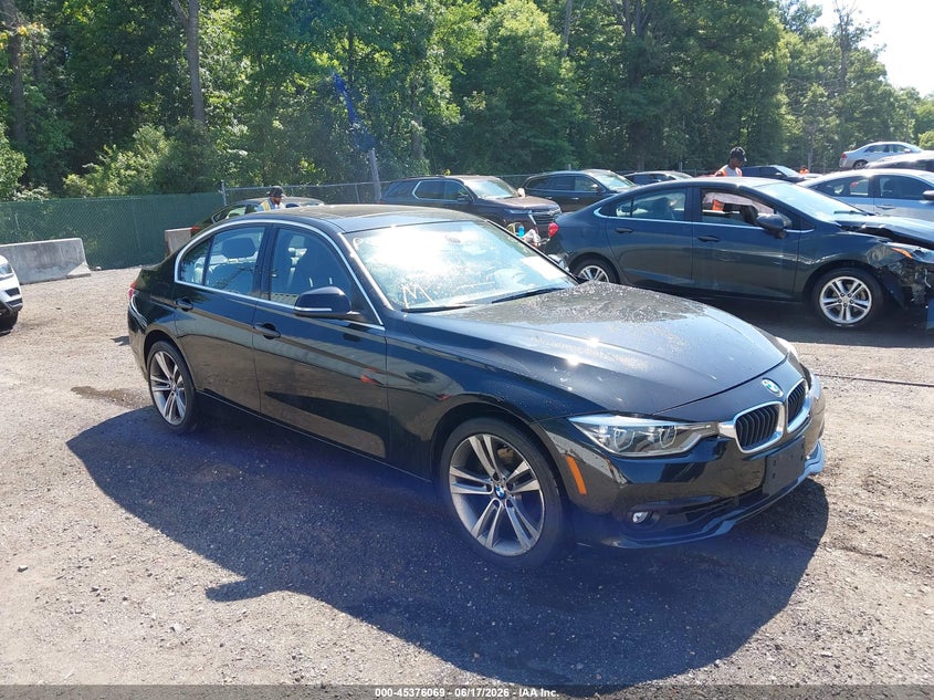 2018 BMW 3er VIN WBA8D9G5XJNU70132 IAAI salvage auction — SUSPENSION, Salvage - Greater Than 75% (Maryland), sold $3,500 on 2026-07-22 (photo 1)
