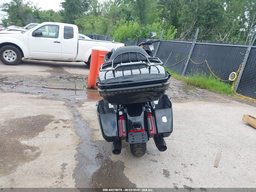 2025 Harley-davidson Road glide VIN 1HD1KH716SB639372 IAAI salvage auction — LEFT SIDE, Salvage (Missouri), sold $10,600 on 2026-07-29 (photo 6)