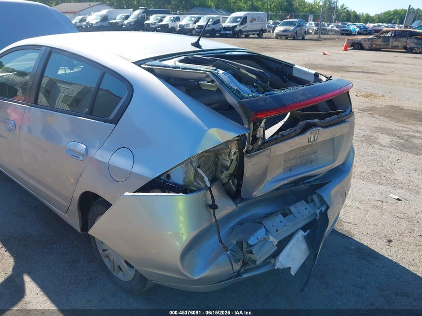 2010 Honda Insight VIN JHMZE2H50AS003747 IAAI salvage auction — REAR END, Salvage - Greater Than 75% (Maryland), sold $250 on 2026-07-14 (photo 6)