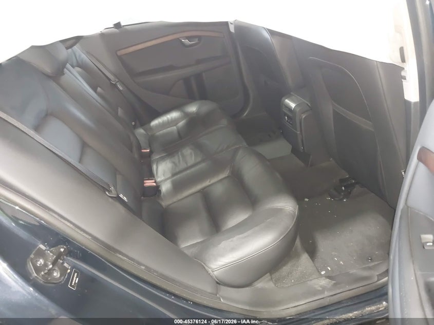 2011 Volvo S80 VIN YV1940AS2B1137914 IAAI salvage auction — RIGHT SIDE, Mv-907A (New York), sold $425 on 2026-07-22 (photo 8)
