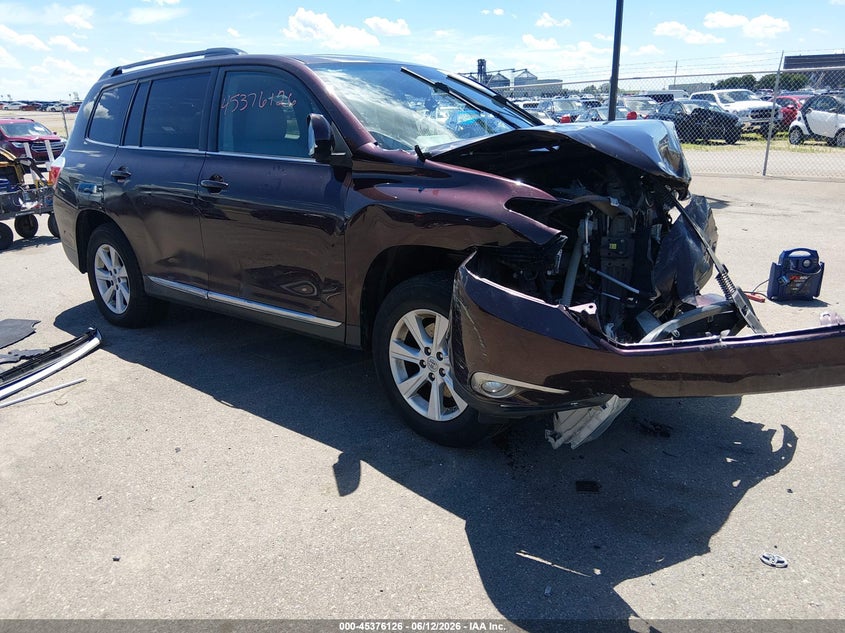 2011 Toyota Highlander VIN 5TDBK3EH3BS045646 IAAI salvage auction — FRONT END, Prior Salvage (Minnesota), sold $825 on 2026-08-02 (photo 1)