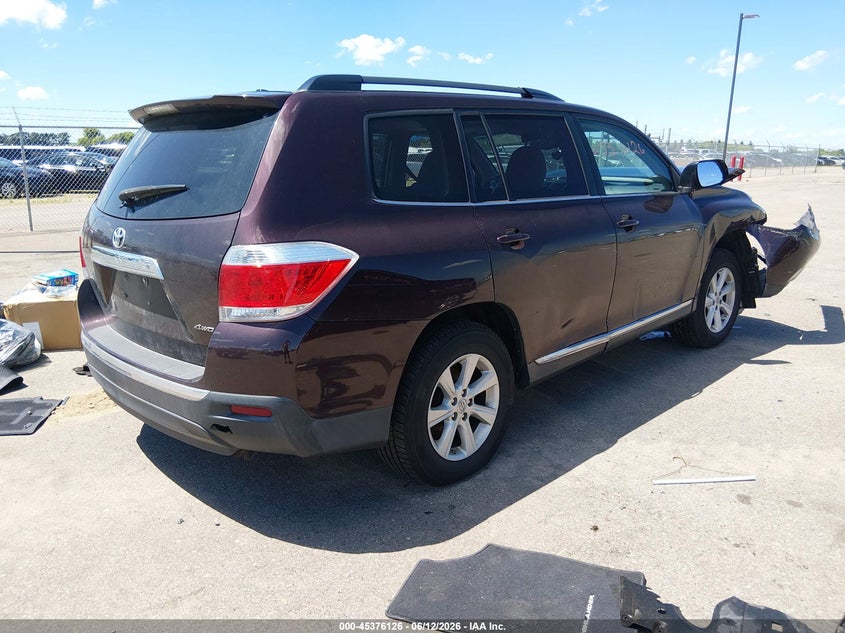 2011 Toyota Highlander VIN 5TDBK3EH3BS045646 IAAI salvage auction — FRONT END, Prior Salvage (Minnesota), sold $825 on 2026-08-02 (photo 4)