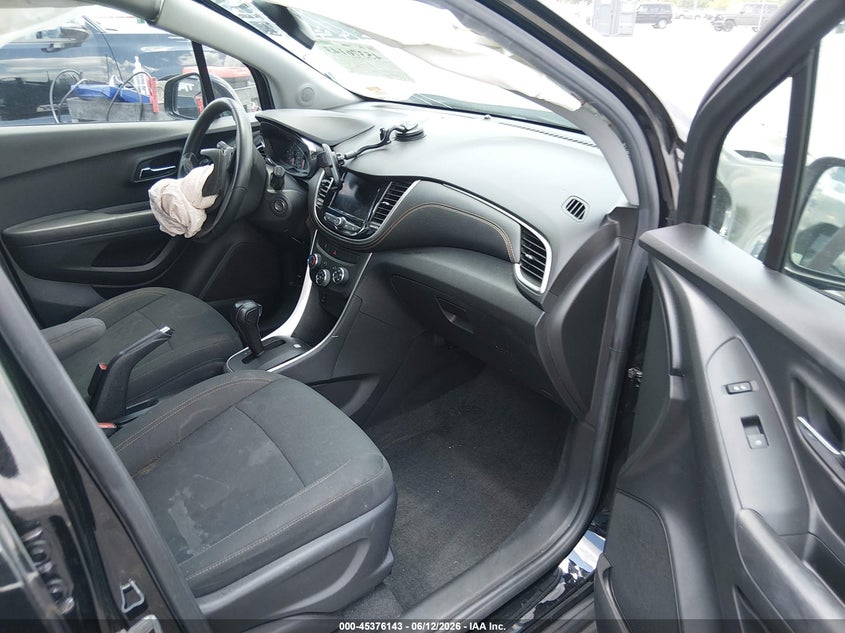 2020 Chevrolet Trax VIN KL7CJNSB2LB334090 IAAI salvage auction — FRONT END, Certificate Of Destruction (Florida), sold $1,200 on 2026-07-30 (photo 5)