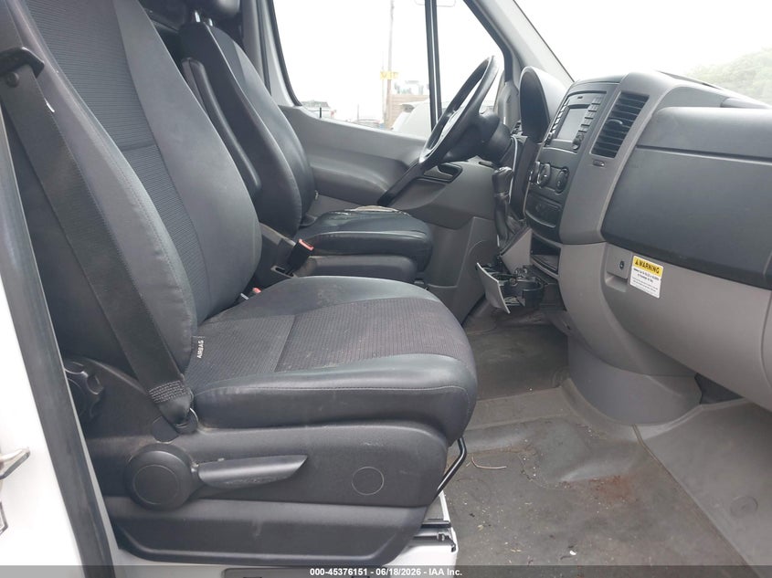 2016 Mercedes-benz Sprinter VIN WD3PE7DD5GP228738 IAAI salvage auction — FRONT END, Salvage (Massachusetts), sold $2,750 on 2026-07-14 (photo 5)