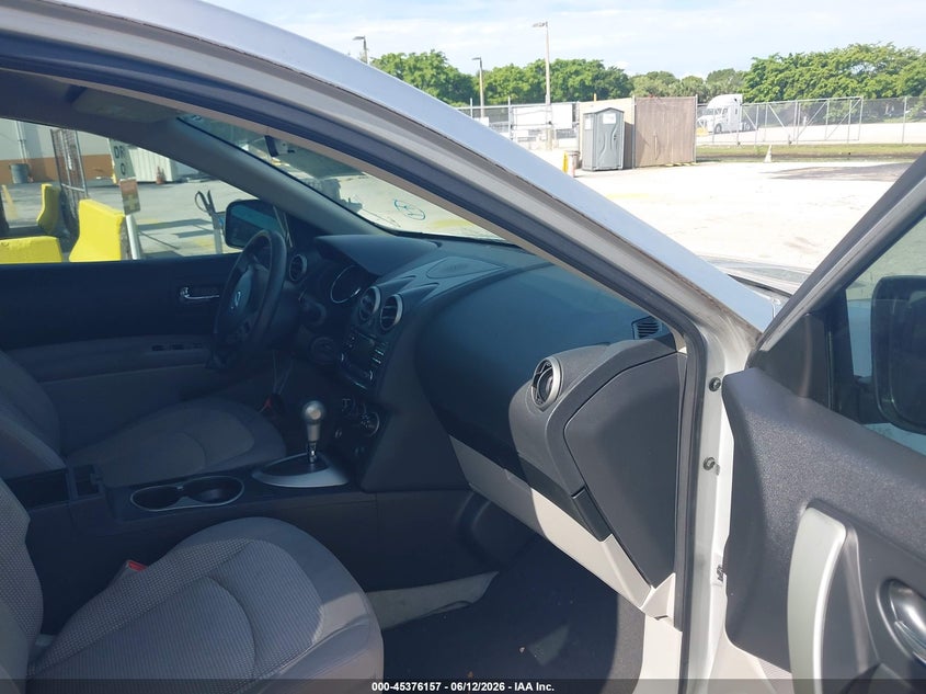 2012 Nissan Rogue VIN JN8AS5MT1CW610916 IAAI salvage auction — NORMAL WEAR, Clear (Florida), sold $400 on 2026-07-30 (photo 5)