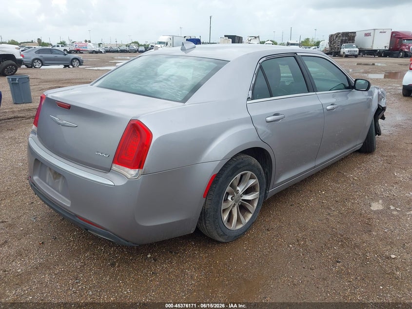 2015 Chrysler 300 VIN 2C3CCAAG4FH818412 IAAI salvage auction — FRONT END, Original (Texas), sold $3,600 on 2026-07-29 (photo 4)