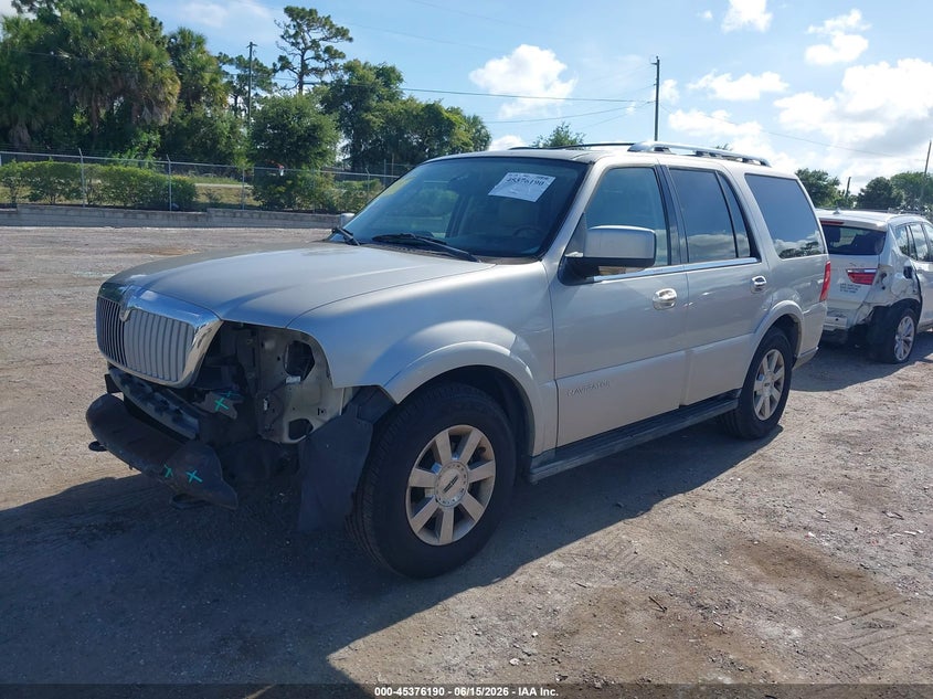 2005 Lincoln Navigator VIN 5LMFU27535LJ17405 IAAI salvage auction — FRONT END, Rebuildable (Florida), sold $475 on 2026-07-10 (photo 2)