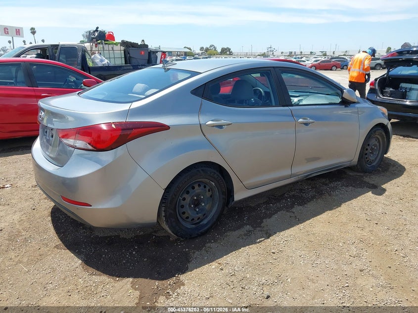 2016 Hyundai Elantra VIN KMHDH4AE4GU511513 IAAI salvage auction — NORMAL WEAR, Clear - Dealer Only (California), sold $925 on 2026-07-29 (photo 4)