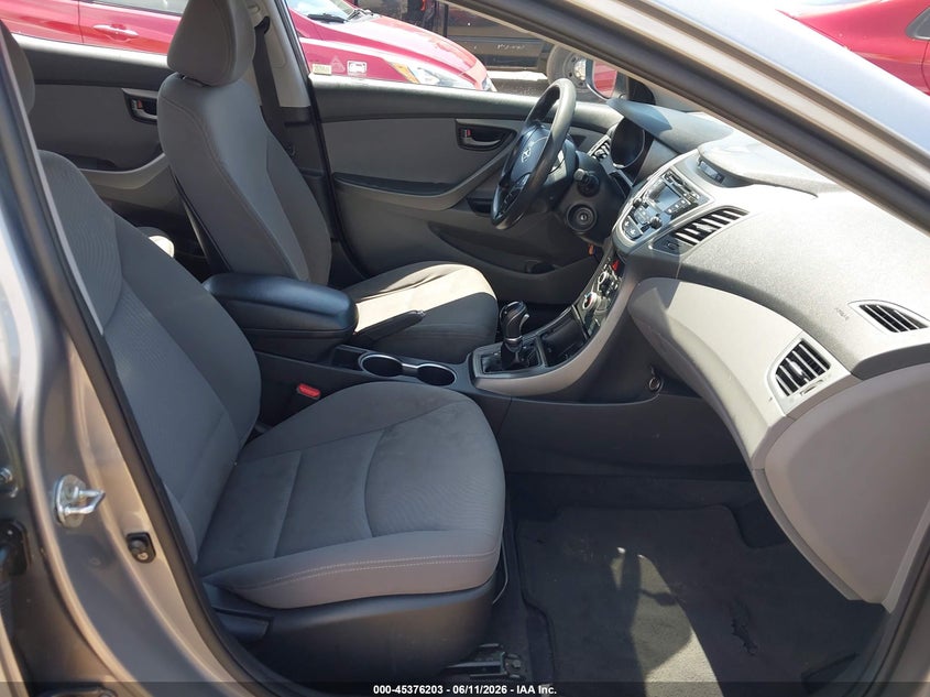 2016 Hyundai Elantra VIN KMHDH4AE4GU511513 IAAI salvage auction — NORMAL WEAR, Clear - Dealer Only (California), sold $925 on 2026-07-29 (photo 5)
