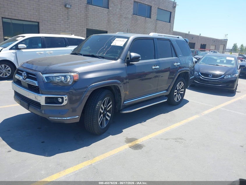 2021 Toyota 4runner VIN JTEKU5JR1M5869704 IAAI salvage auction — REAR END, Salvage (California), sold $18,150 on 2026-07-20 (photo 2)