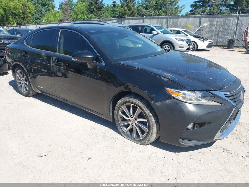2018 Lexus ES VIN JTHBW1GG4J2183035 IAAI salvage auction — REAR END, Clear (Wisconsin), sold $8,100 on 2026-07-15 (photo 1)