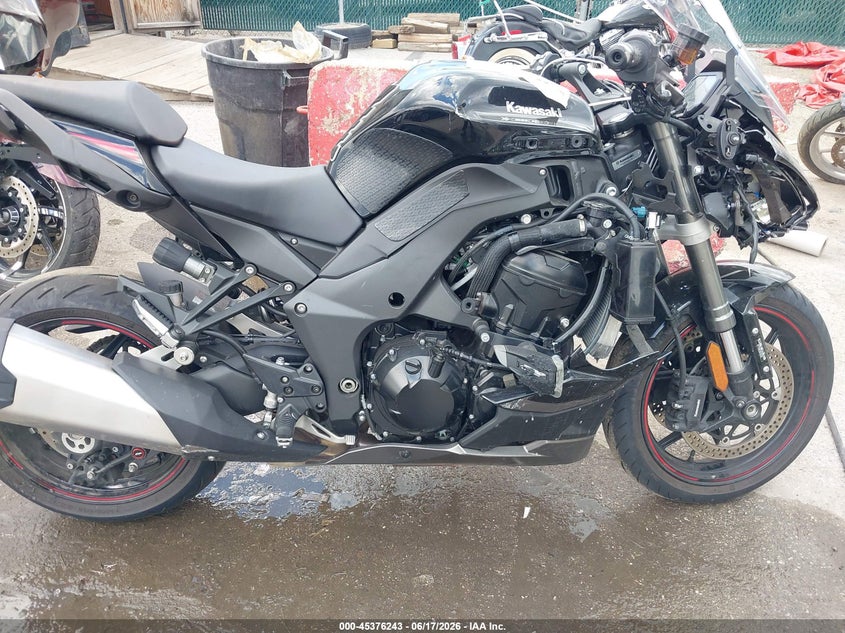 2024 Kawasaki Zx VIN JKBZXVK1XRA047913 IAAI salvage auction — SIDE, Salvage - Greater Than 75% (Maryland), sold $3,450 on 2026-07-14 (photo 8)