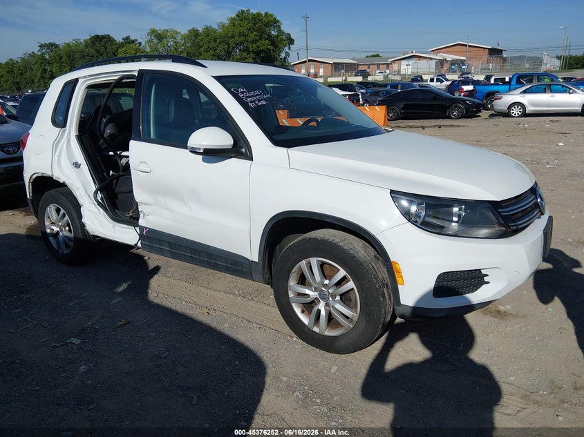 2017 Volkswagen Tiguan VIN WVGAV7AX6HK009307 IAAI salvage auction — RIGHT SIDE, Salvage (Tennessee), sold $1,000 on 2026-07-30 (photo 1)