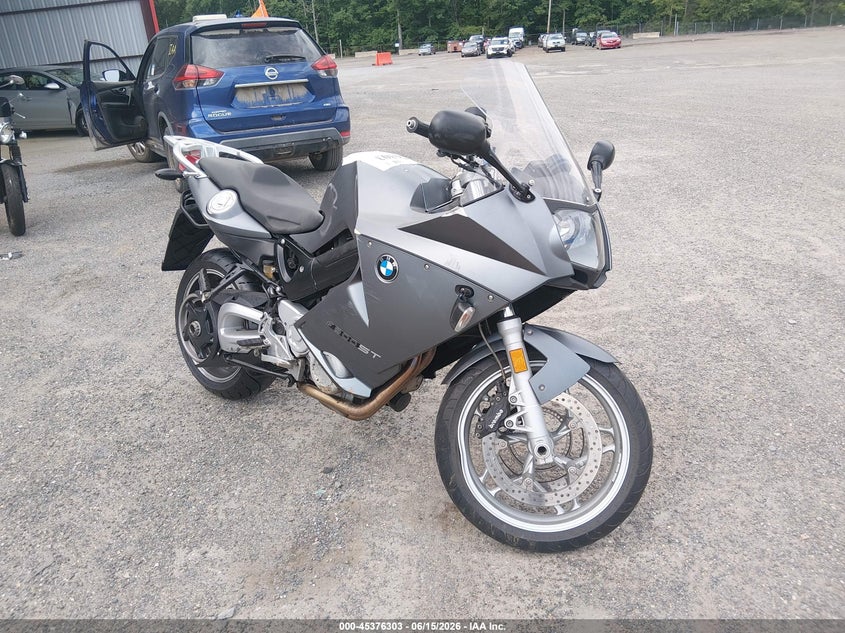 2008 BMW F 800 VIN WB102440X8ZR11209 IAAI salvage auction — RIGHT SIDE, Salvage - Greater Than 75% (Maryland), sold $500 on 2026-07-14 (photo 1)