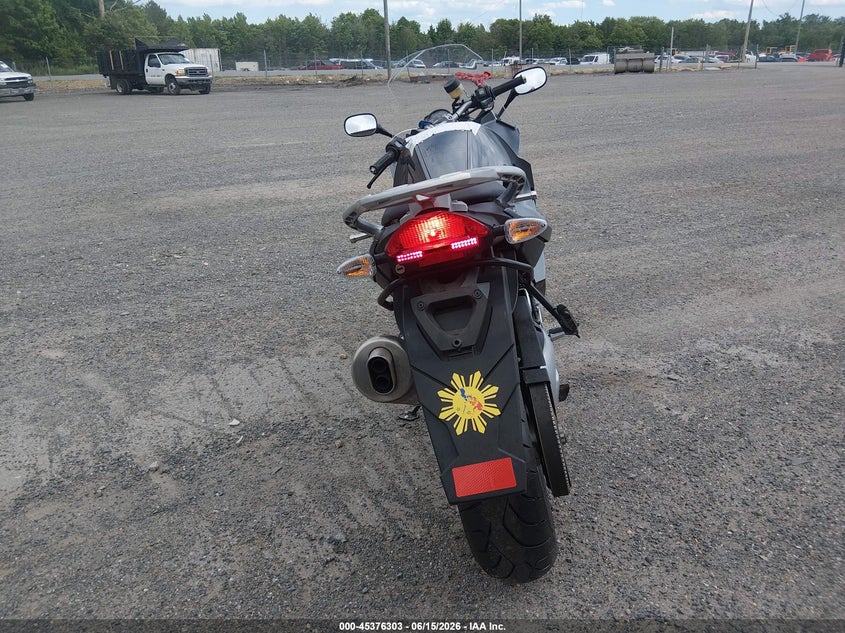 2008 BMW F 800 VIN WB102440X8ZR11209 IAAI salvage auction — RIGHT SIDE, Salvage - Greater Than 75% (Maryland), sold $500 on 2026-07-14 (photo 6)