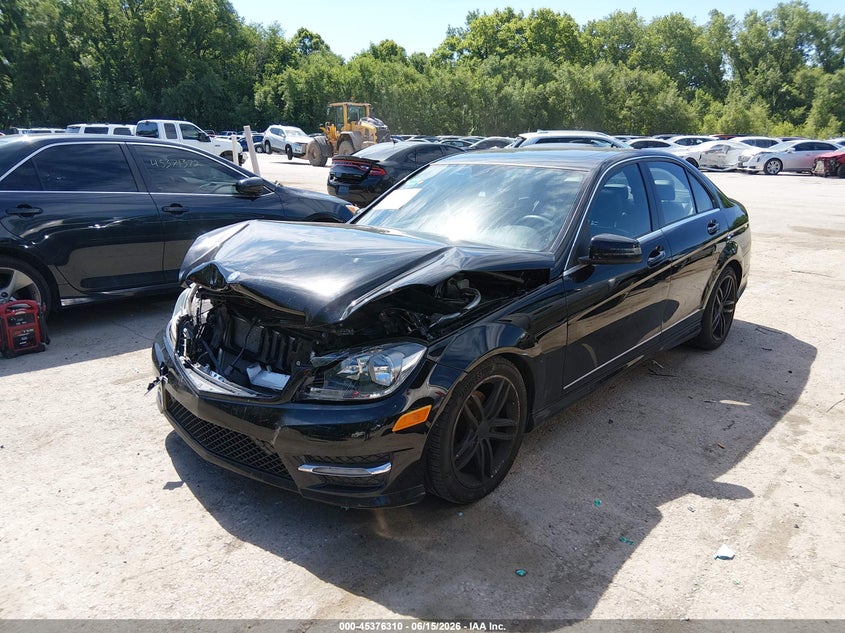 2012 Mercedes-benz C-klasse VIN WDDGF8BB1CA696589 IAAI salvage auction — FRONT END, Salvage (Kansas), sold $1,575 on 2026-07-15 (photo 6)