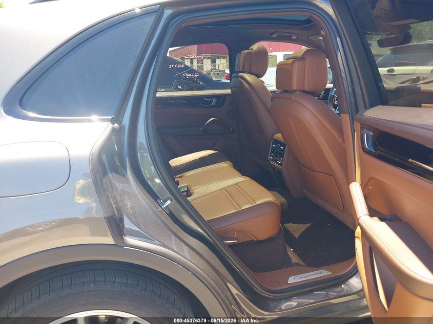 2019 Porsche Cayenne VIN WP1AA2AY9KDA05077 IAAI salvage auction — FRONT & REAR, Salvage (North Carolina), sold $18,500 on 2026-07-30 (photo 8)