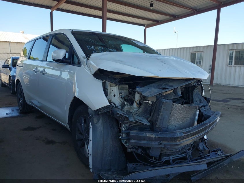 2015 Kia SEDONA VIN KNDMA5C13F6029420 IAAI salvage auction — FRONT END, Salvage (California), sold $850 on 2026-07-14 (photo 1)