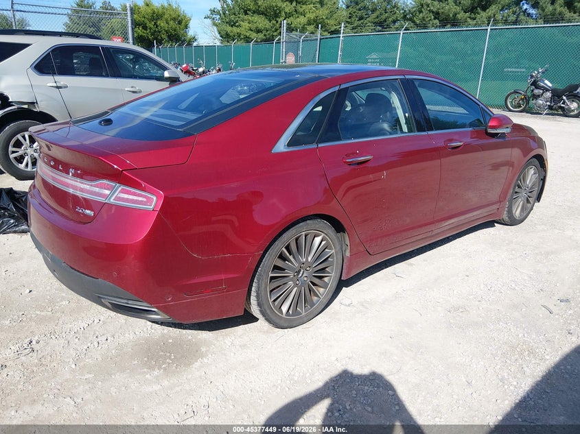 2013 Lincoln Mkz VIN 3LN6L2J95DR811787 IAAI salvage auction — REAR END, Salvage (Kentucky), sold $975 on 2026-07-10 (photo 4)
