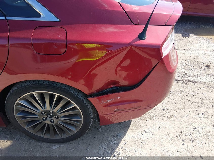 2013 Lincoln Mkz VIN 3LN6L2J95DR811787 IAAI salvage auction — REAR END, Salvage (Kentucky), sold $975 on 2026-07-10 (photo 6)