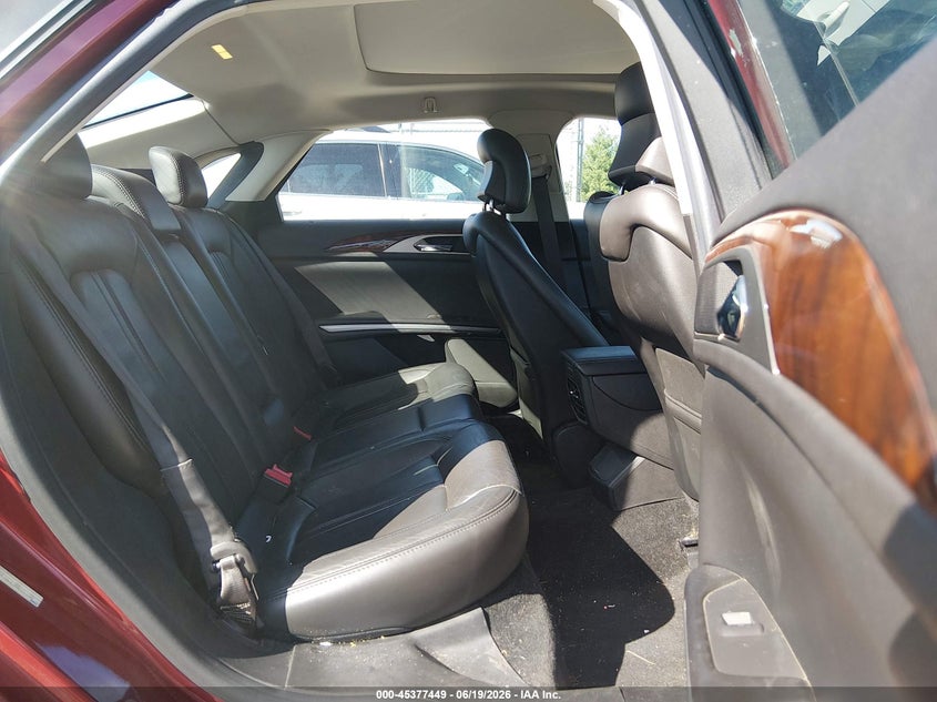 2013 Lincoln Mkz VIN 3LN6L2J95DR811787 IAAI salvage auction — REAR END, Salvage (Kentucky), sold $975 on 2026-07-10 (photo 8)
