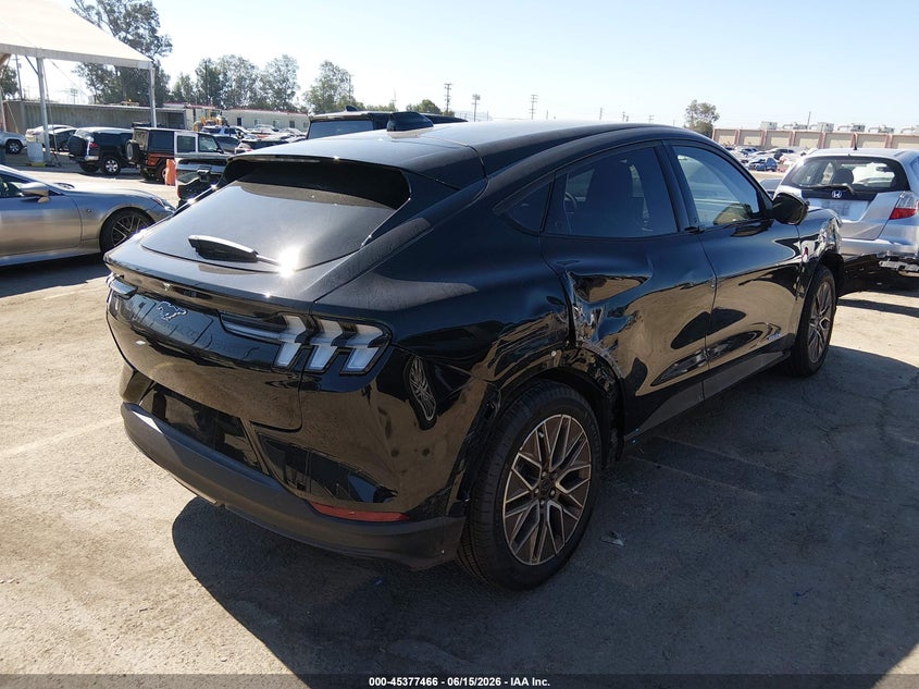 2025 Ford Mustang mach-e VIN 3FMTK3SU6SMA41480 IAAI salvage auction — RIGHT SIDE, Salvage Title, sold $12,600 on 2026-07-29 (photo 4)