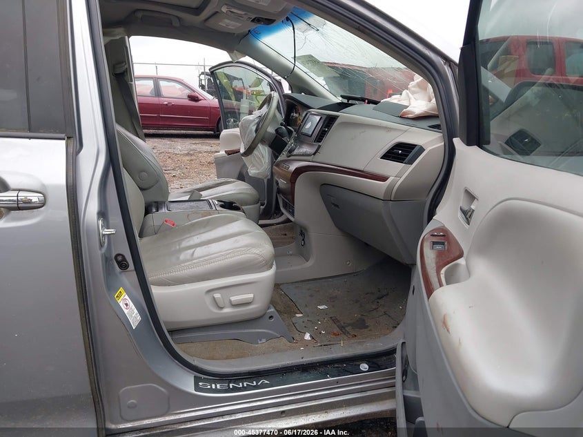 2012 Toyota Sienna VIN 5TDYK3DC2CS192073 IAAI salvage auction — LEFT SIDE, Salvage (Mississippi), sold $1,000 on 2026-07-15 (photo 5)
