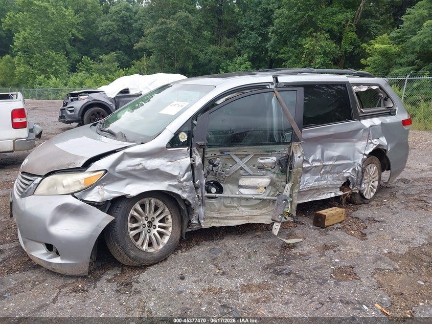 2012 Toyota Sienna VIN 5TDYK3DC2CS192073 IAAI salvage auction — LEFT SIDE, Salvage (Mississippi), sold $1,000 on 2026-07-15 (photo 6)