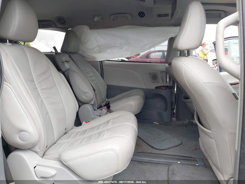 2012 Toyota Sienna VIN 5TDYK3DC2CS192073 IAAI salvage auction — LEFT SIDE, Salvage (Mississippi), sold $1,000 on 2026-07-15 (photo 8)