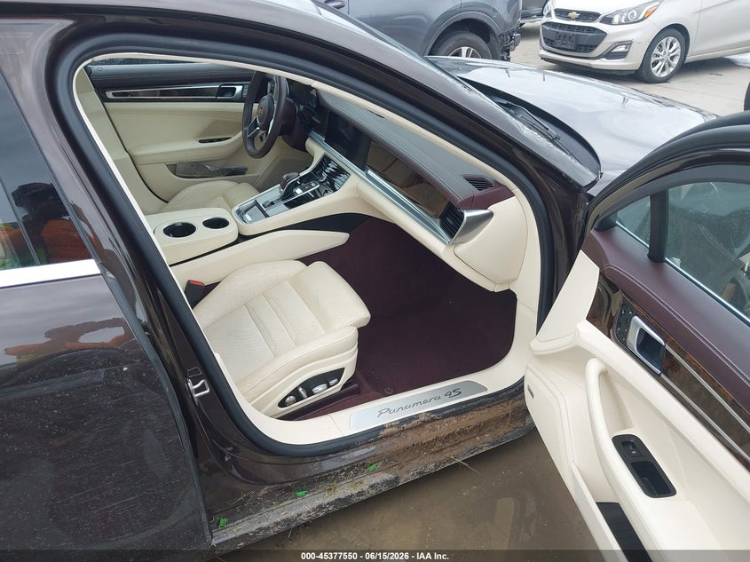 2018 Porsche Panamera VIN WP0AB2A74JL133091 IAAI salvage auction — FRONT & REAR, Salvage Title, sold $8,600 on 2026-07-26 (photo 5)