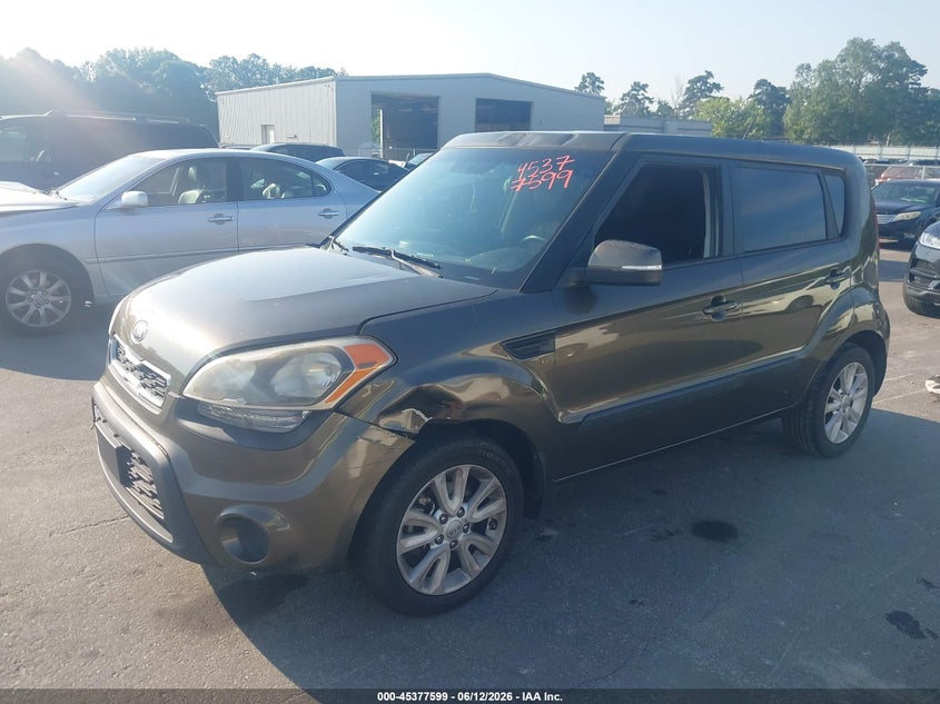 2013 Kia Soul VIN KNDJT2A60D7553707 IAAI salvage auction — NORMAL WEAR, Clear (Georgia), sold $750 on 2026-07-08 (photo 2)