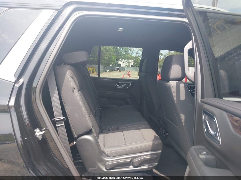 2021 Chevrolet Tahoe VIN 1GNSKMED8MR300254 IAAI salvage auction — NORMAL WEAR, Sf97 (New Jersey), sold $26,750 on 2026-07-21 (photo 8)