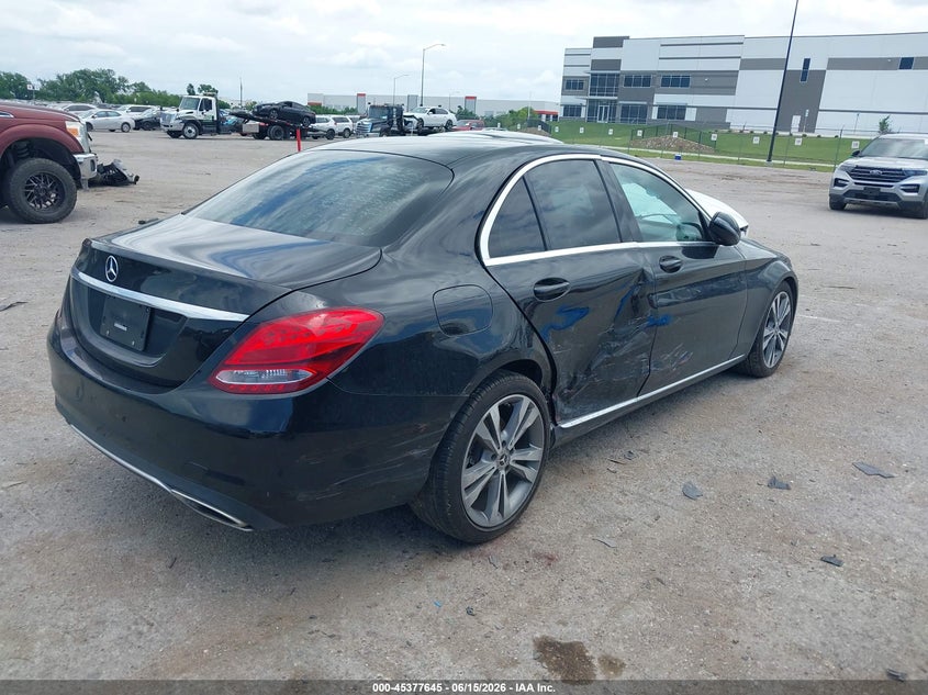 2018 Mercedes-benz C-klasse VIN WDDWF4JB9JR419788 IAAI salvage auction — SIDE, Original (Texas), sold $6,600 on 2026-08-15 (photo 4)
