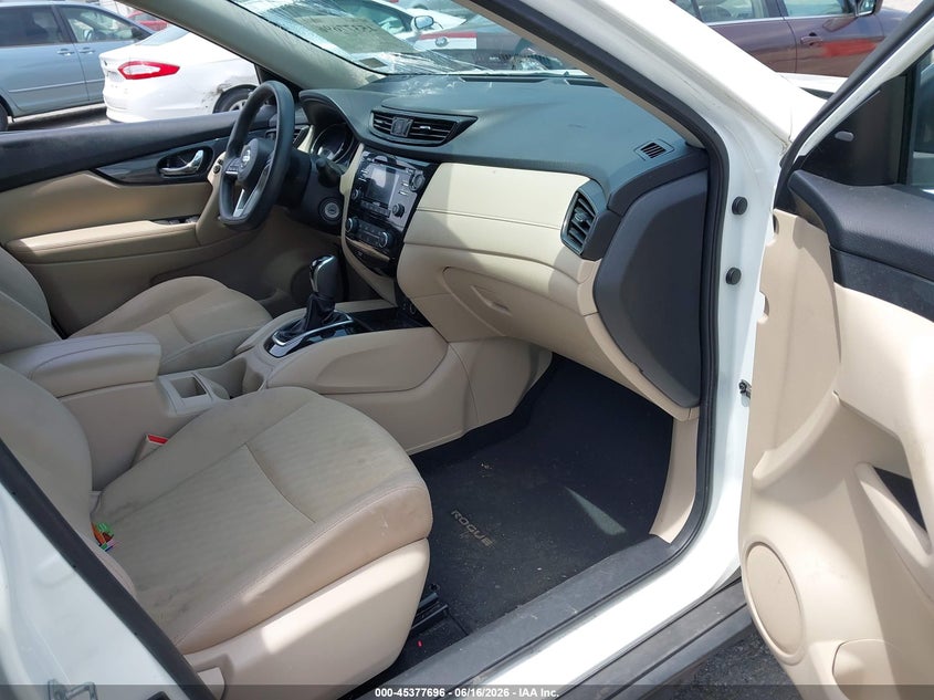 2017 Nissan Rogue VIN KNMAT2MV9HP582714 IAAI salvage auction — LEFT SIDE, Clear (Virginia), sold $1,300 on 2026-07-31 (photo 5)
