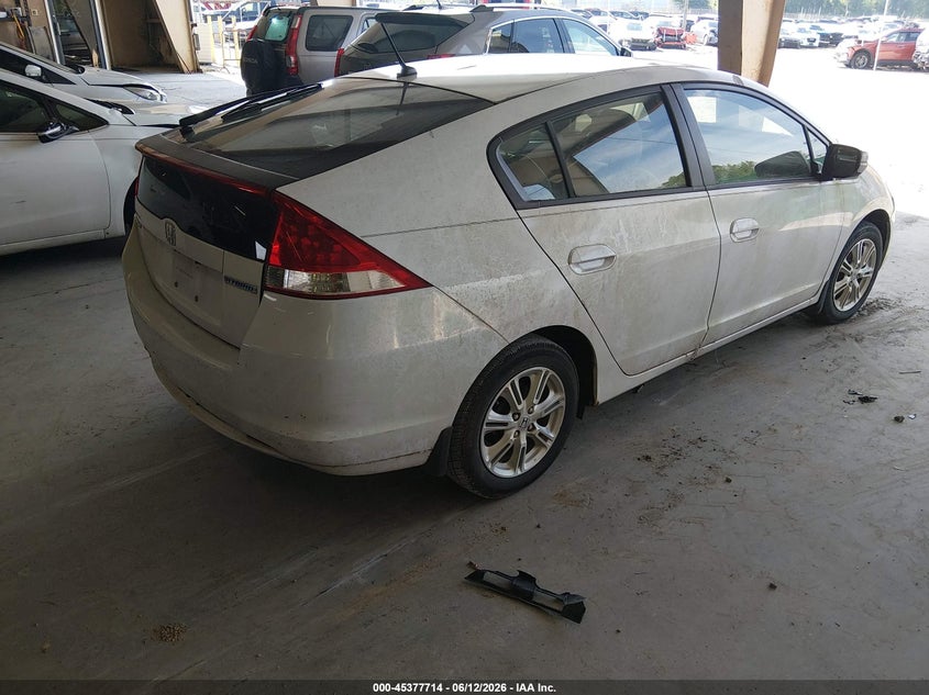 2010 Honda Insight VIN JHMZE2H70AS016645 IAAI salvage auction — VANDALISM, Clear (Tennessee), sold $300 on 2026-07-06 (photo 4)