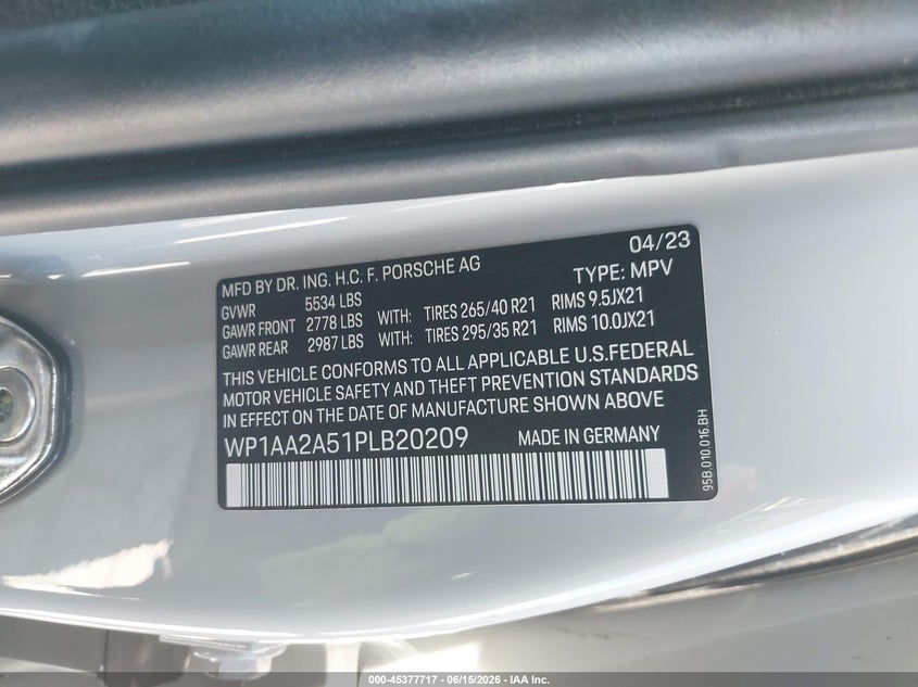 2023 Porsche Macan VIN WP1AA2A51PLB20209 IAAI salvage auction — LEFT SIDE, Salvage Title, sold $19,700 on 2026-07-29 (photo 9)