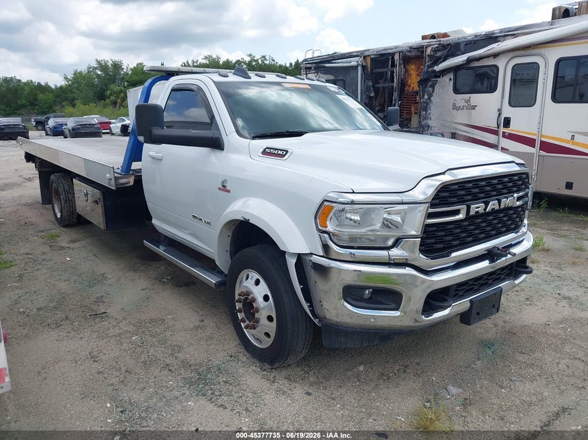 2022 Ram 5500 VIN 3C7WRMDL6NG205209 IAAI salvage auction — RIGHT FRONT, Clear (Florida), sold $9,500 on 2026-07-22 (photo 1)